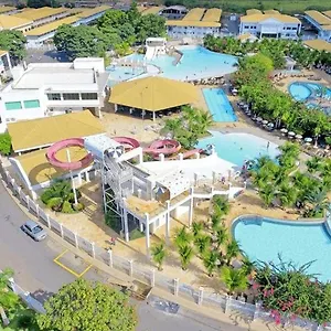 Diroma Lacqua 1 2 3 4 5 , Caldas Novas Brasil